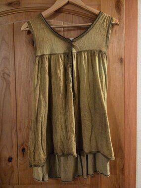 We The Free People Hudson Henley Tank Top Distressed Raw Hem Green Large